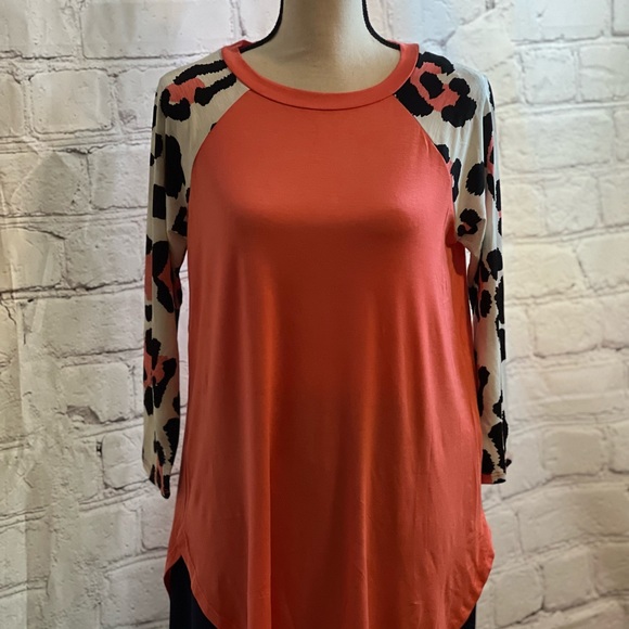 Baseball style tee - Picture 2 of 2